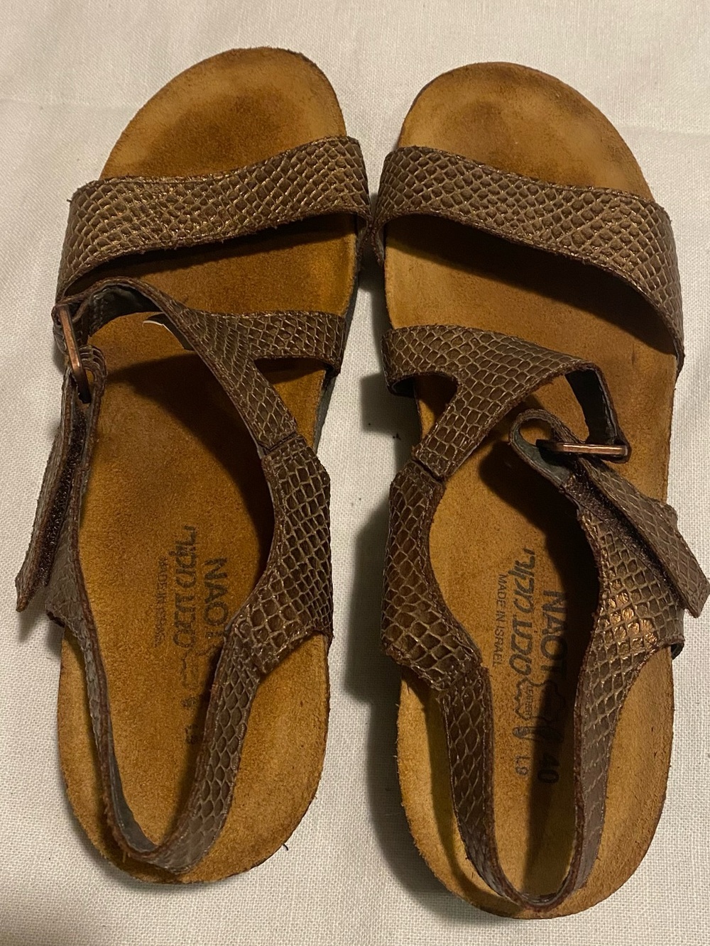 Naot Pamela Metallic Bronze Sandals - Picture 2 of 7